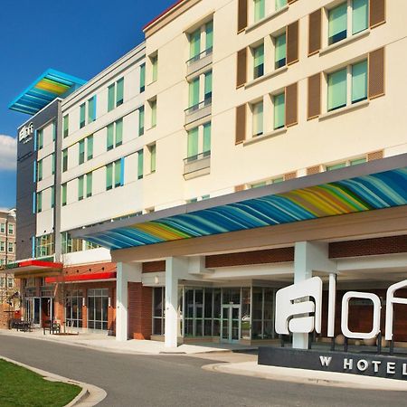Отель Aloft Richmond West Шорт-Памп Экстерьер фото